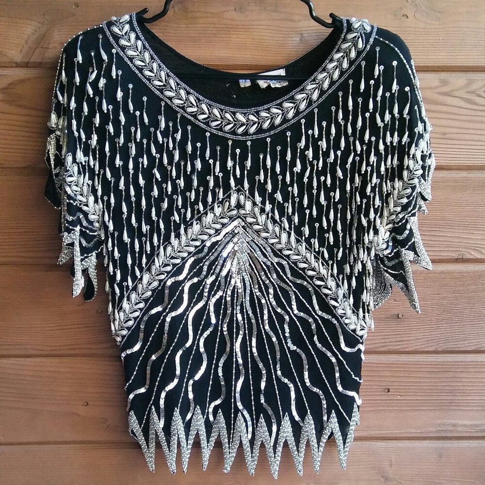 Vtg 1980s Black and Silver Pearl Drop Trophy Top XS/S